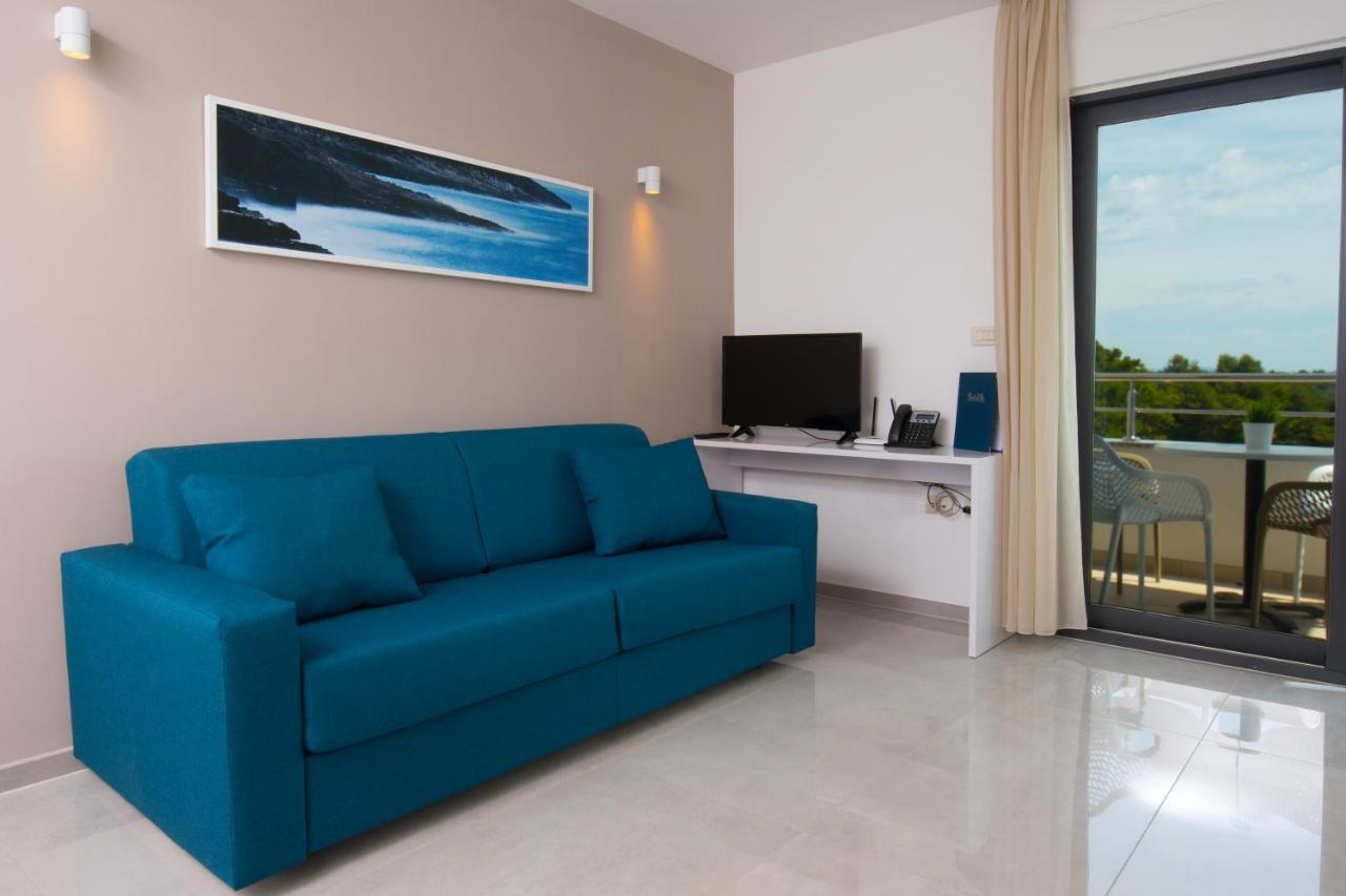 Aparthotel Punta Blu - Pool & Spa Premantura Ngoại thất bức ảnh