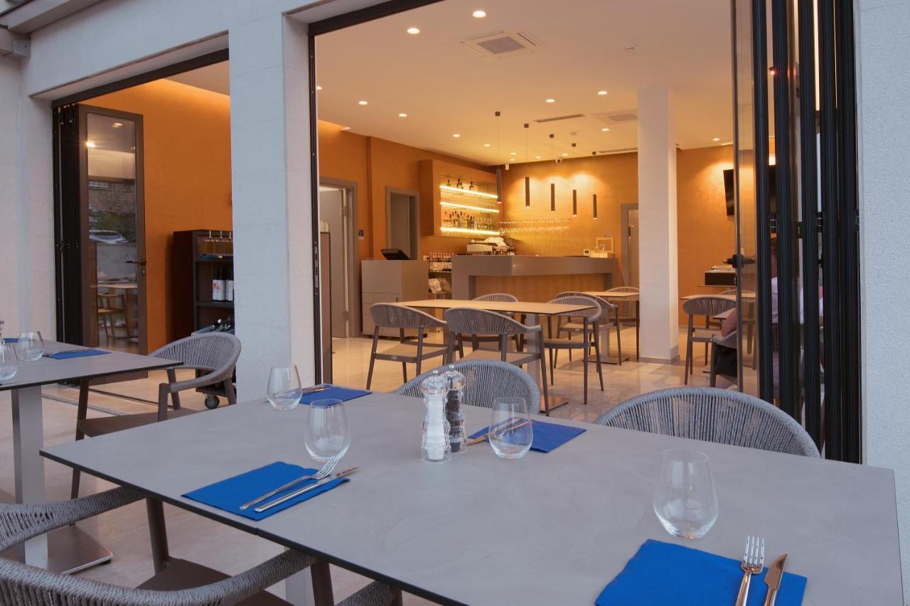 Aparthotel Punta Blu - Pool & Spa Premantura Ngoại thất bức ảnh