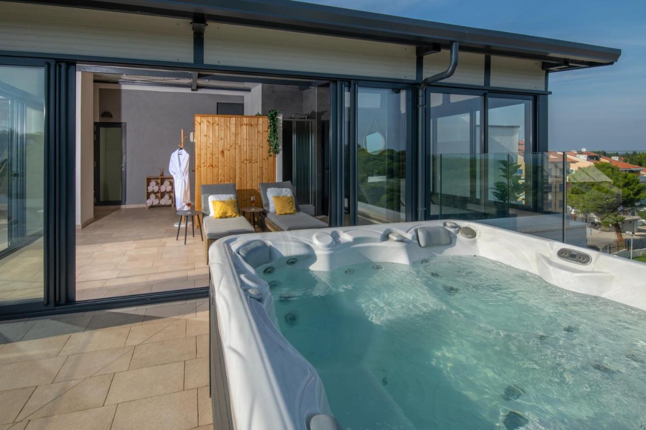 Aparthotel Punta Blu - Pool & Spa Premantura Ngoại thất bức ảnh